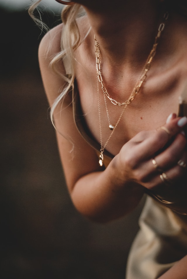 La médaille, ce bijou qui vous ressemble jusque dans l'âme 1 23e60c3b1dc36fce8e5ed4f474d96396684ff26b La médaille, ce bijou qui vous ressemble jusque dans l'âme