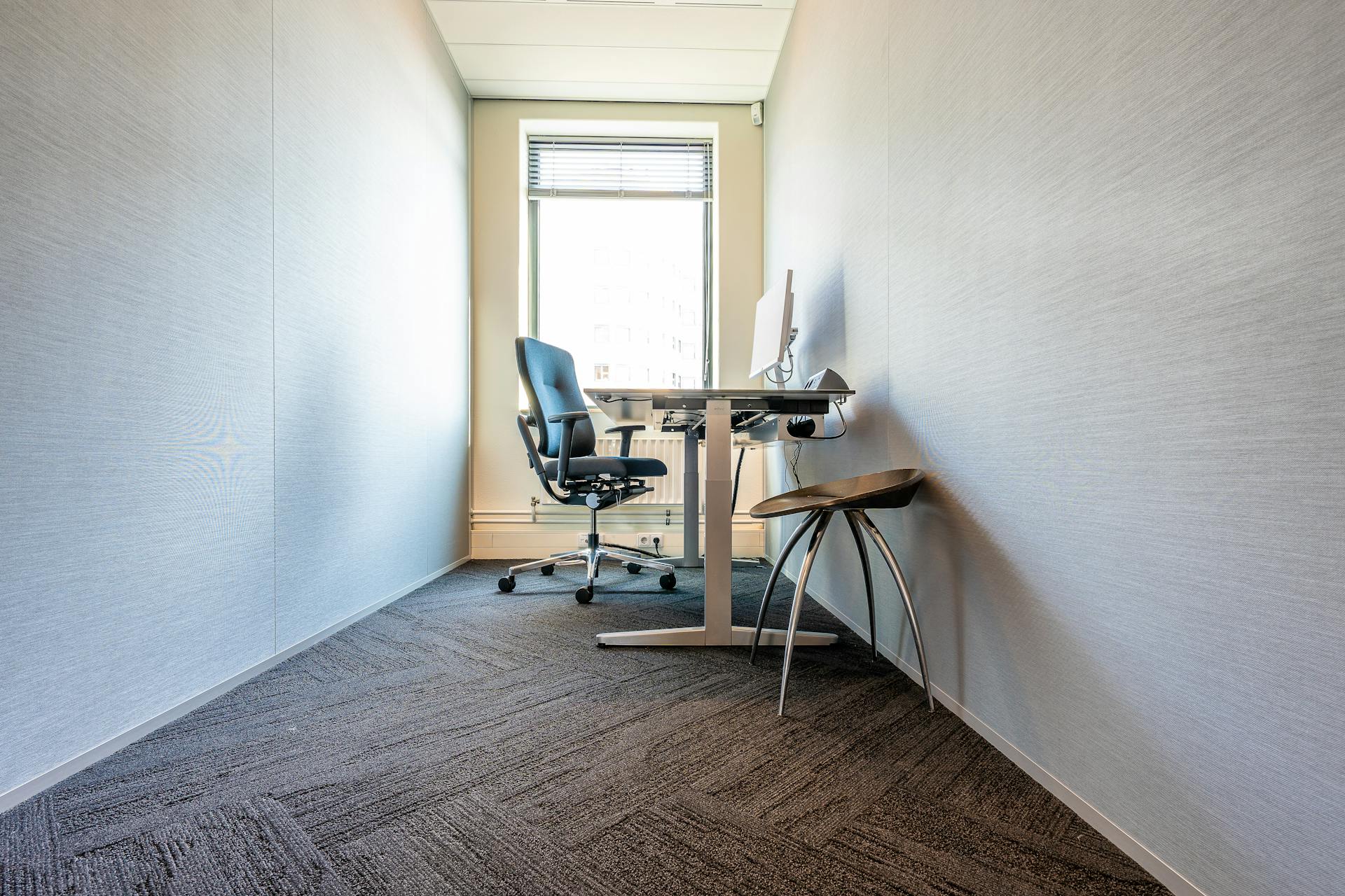Desktronic : la marque de bureaux assis-debout qui monte en puissance