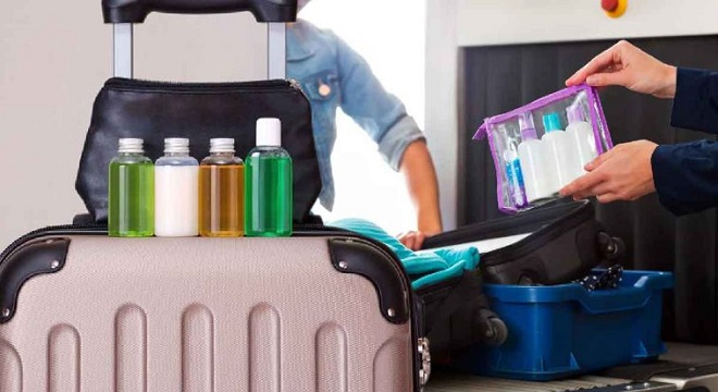 Voyager en avion avec son parfum : ce que vous devez savoir