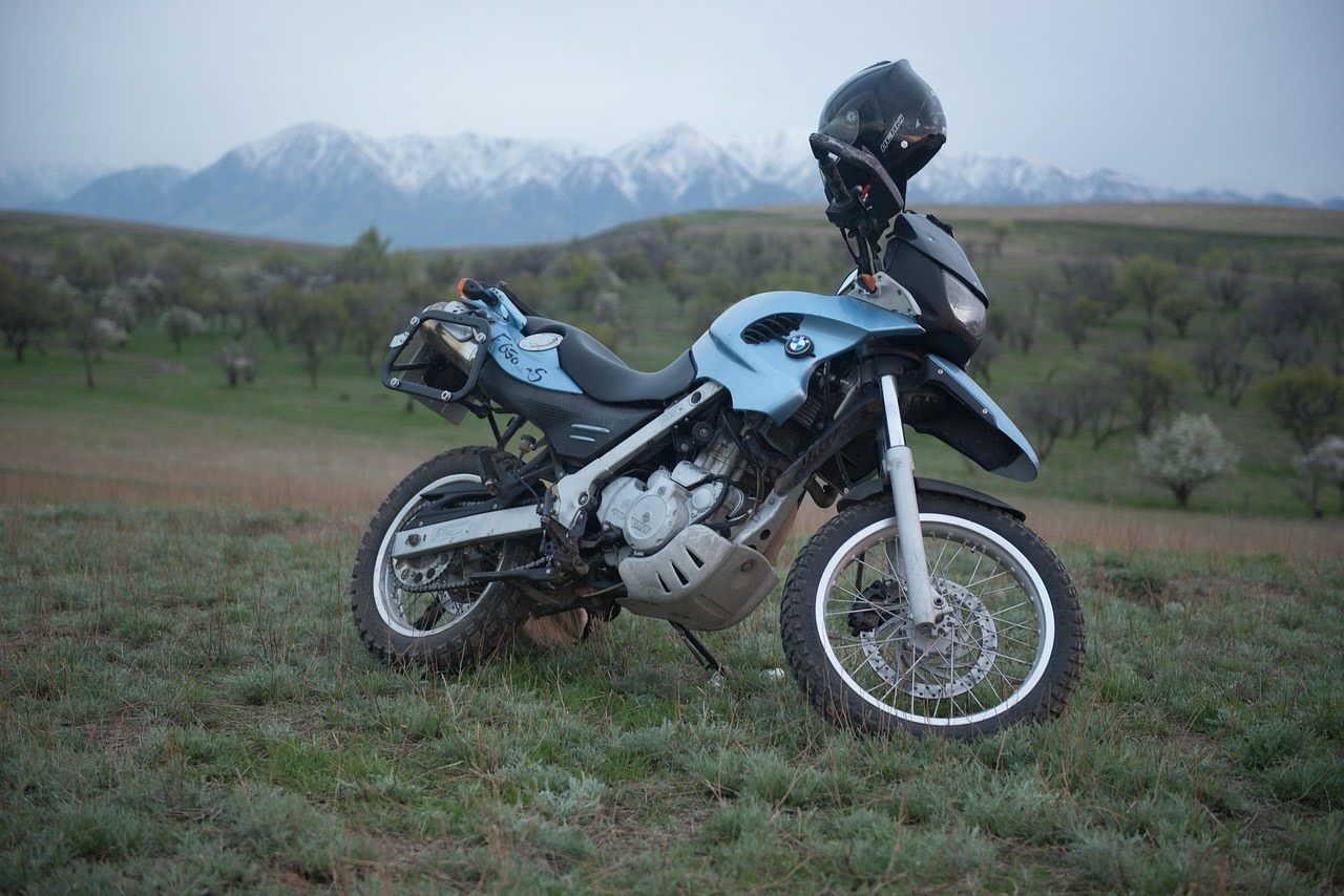 Sélecteur de vitesse moto tordu : peut-on le redresser ou faut-il le changer ?