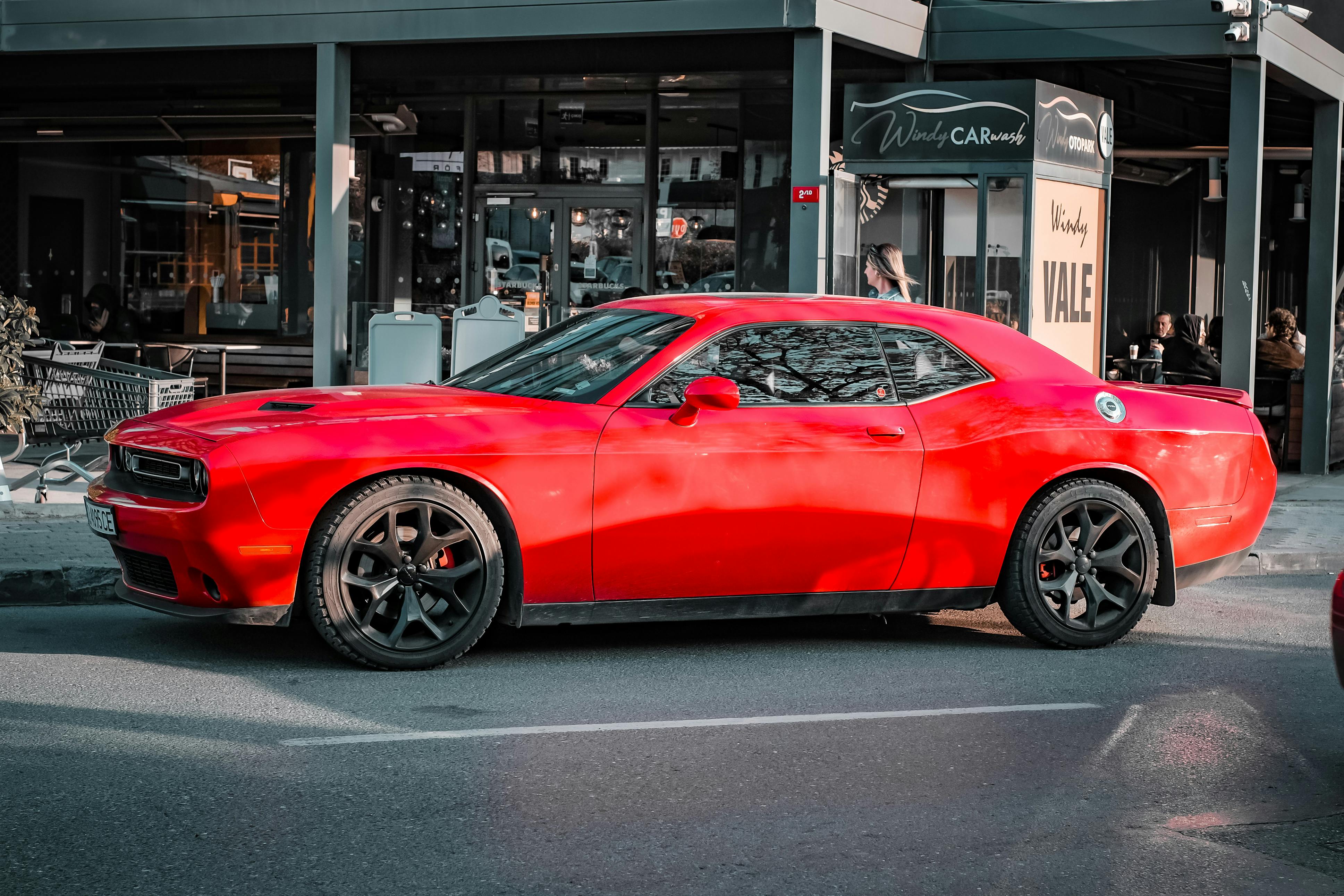 La couleur la plus chic pour une voiture et ses alternatives élégantes