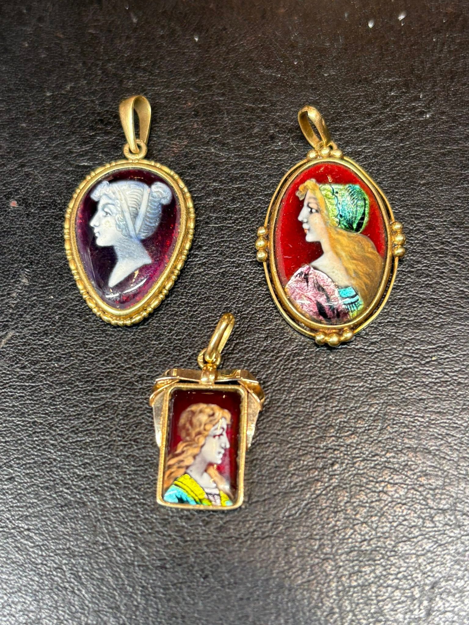 Revendre ses bijoux en or : le guide complet pour vendre au meilleur prix