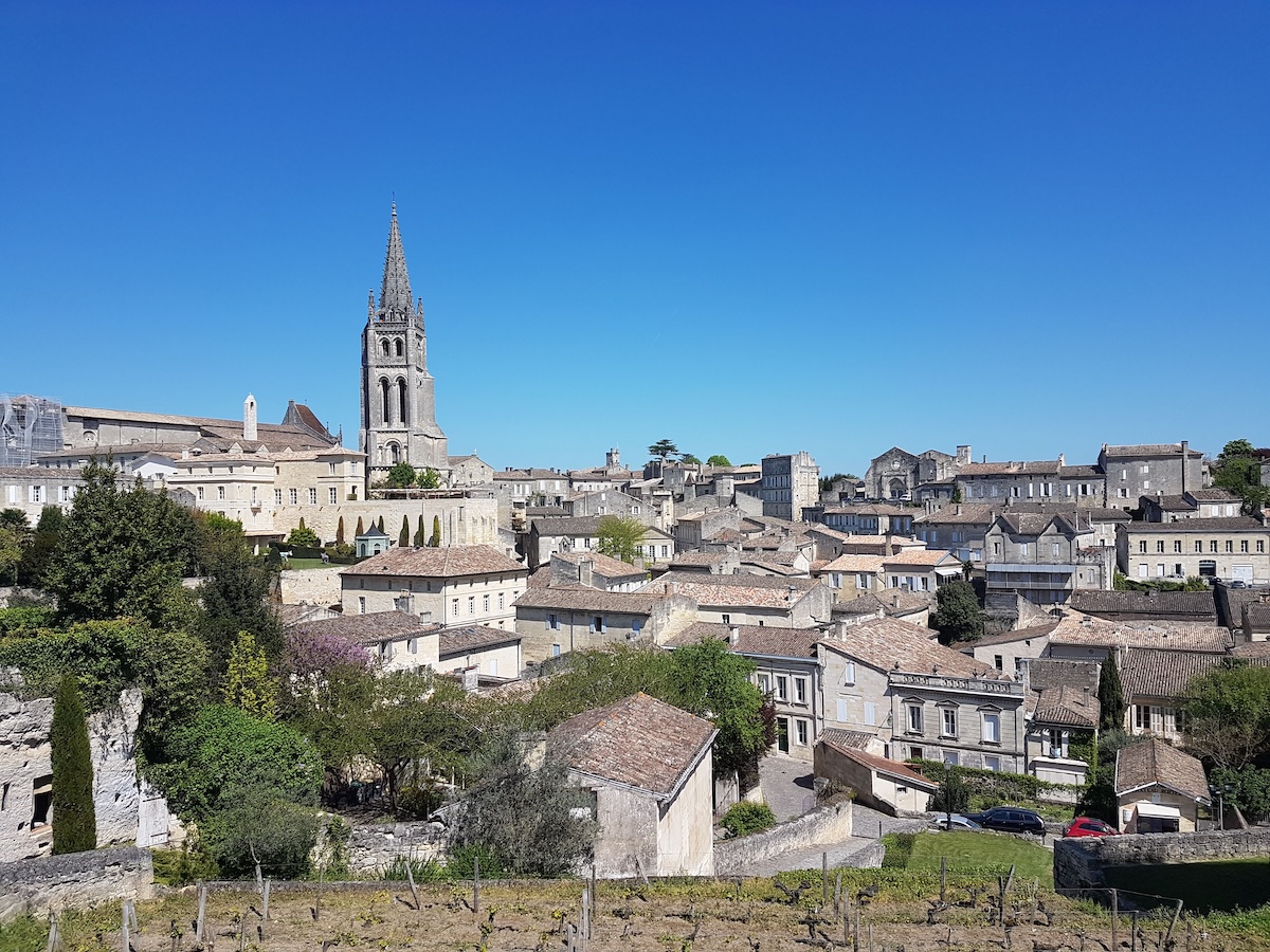 Que faire à Saint-Émilion lors d'un week-end œnotouristique ?