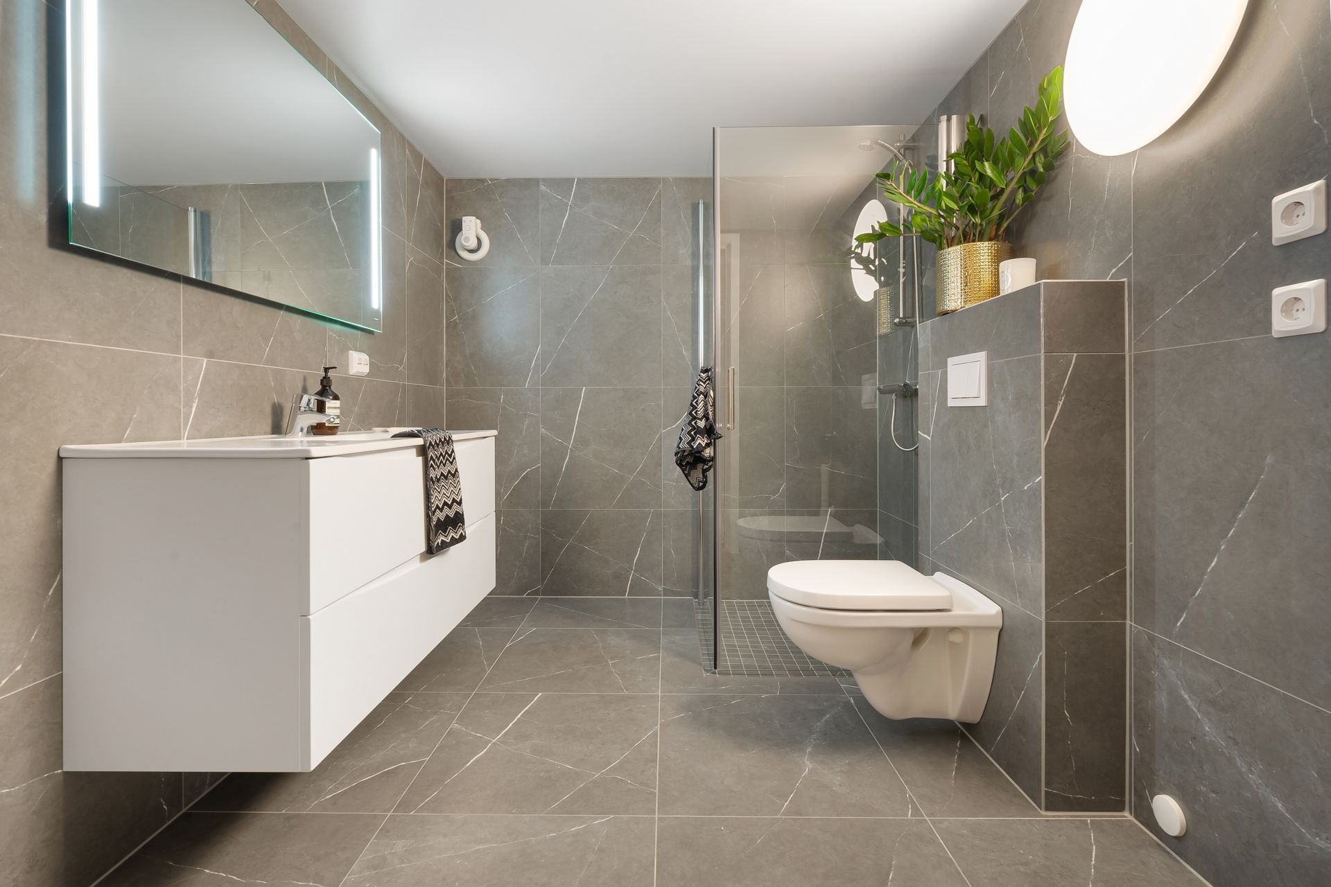 Rénover ses toilettes : les travaux à prévoir pour un coin WC pratique et durable