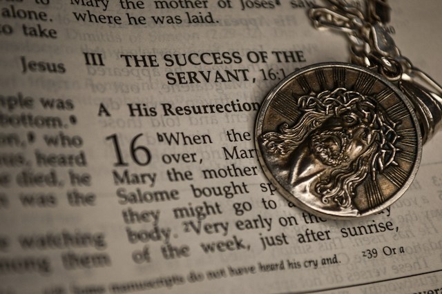 La médaille du Christ, un souvenir qui accompagne une vie