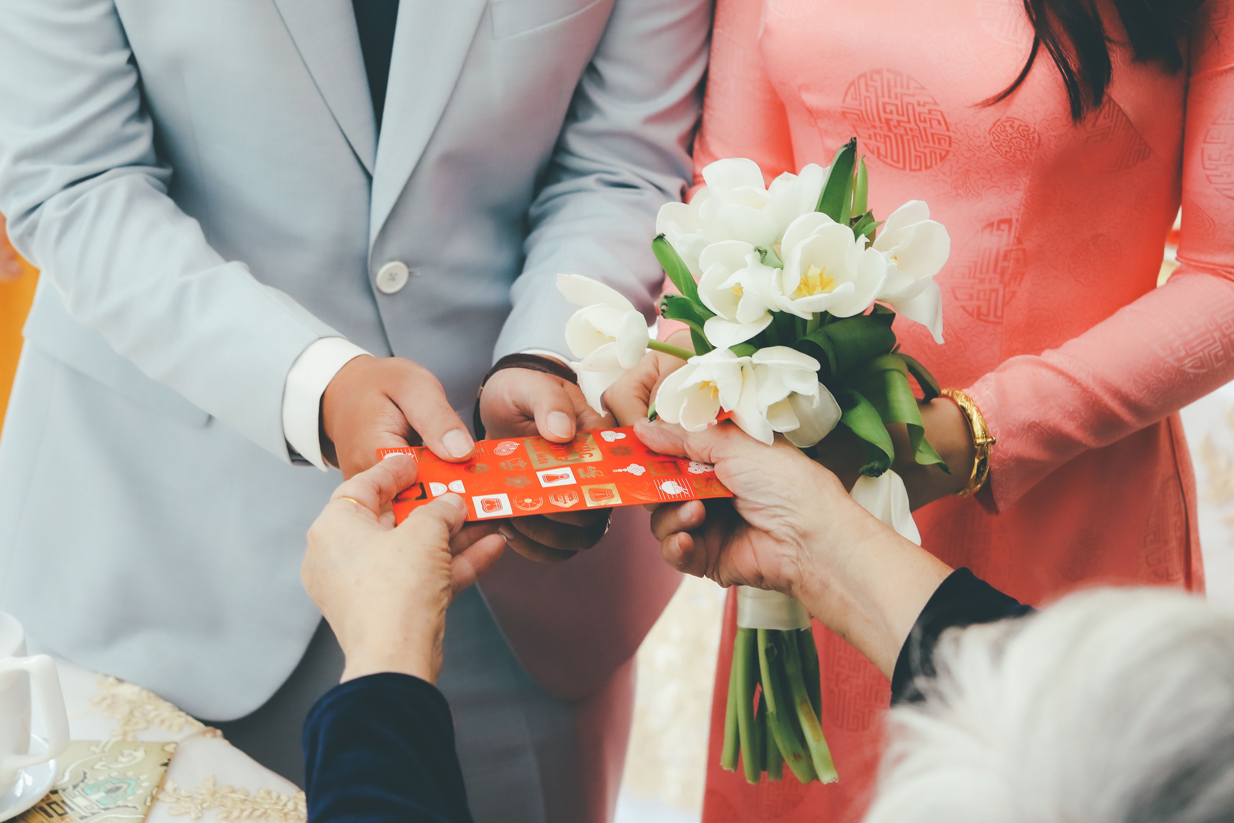 Cadeau de mariage personnalisé : comparatif des idées les plus originales
